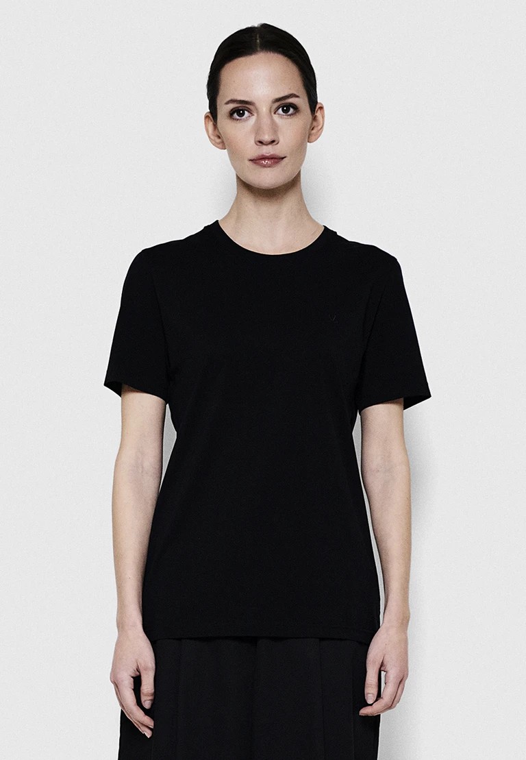 camiseta de cuello redondo