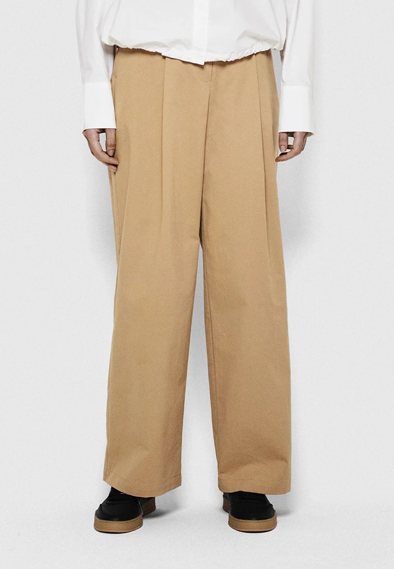 pantalones de tela