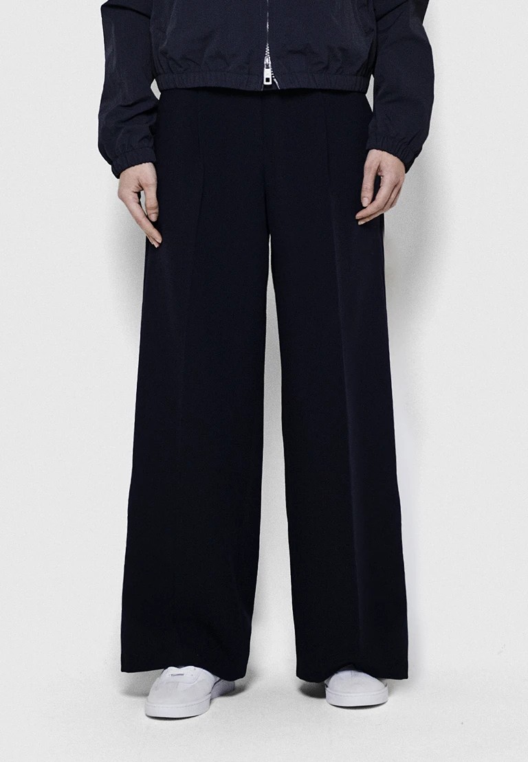 pantalones de tela